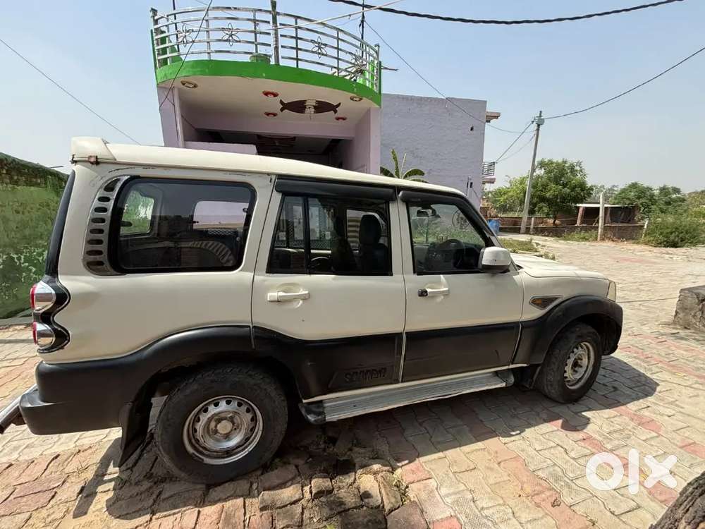 Mahindra Scorpio Diesel Manual 2016