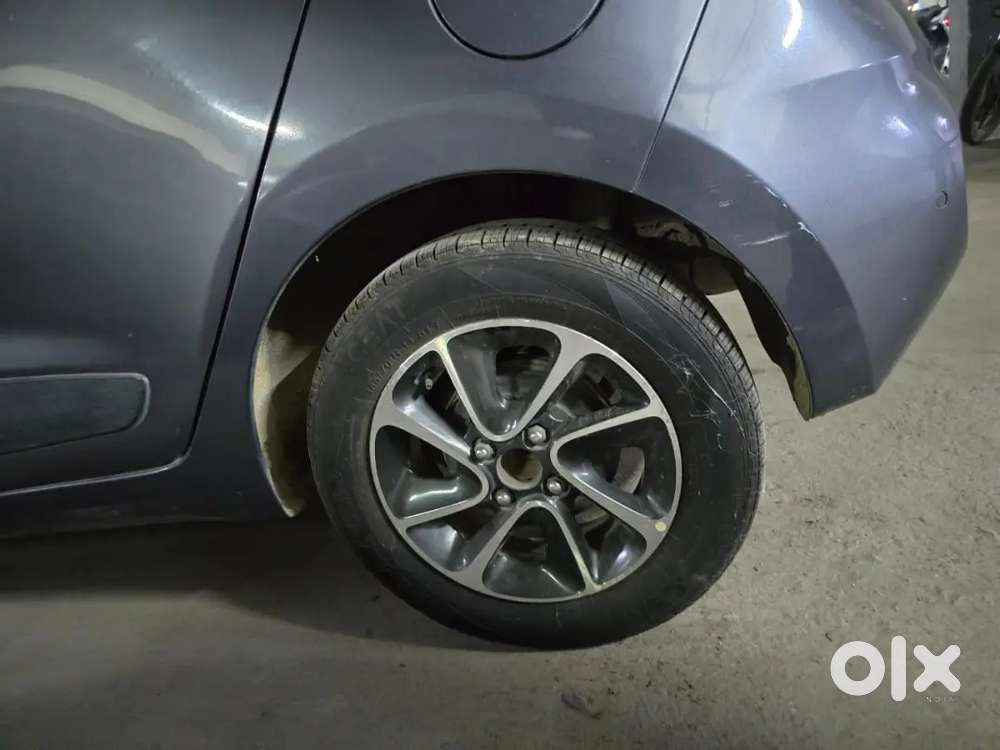 Hyundai Grand I10 2018 1st Owner Top Variant