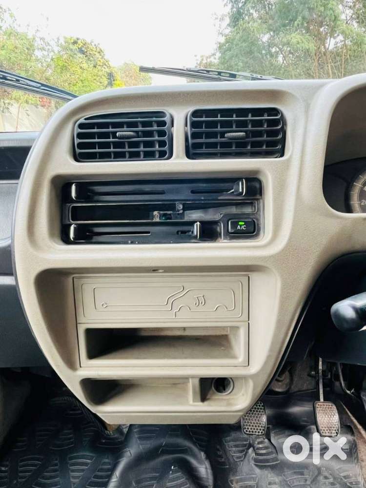 Maruti Suzuki Eeco 5 Str With Ac Plus Htr Cng, 2014, Petrol