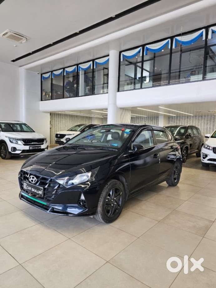 Hyundai I20 Sportz 1.2 Ivt, 2023, Petrol