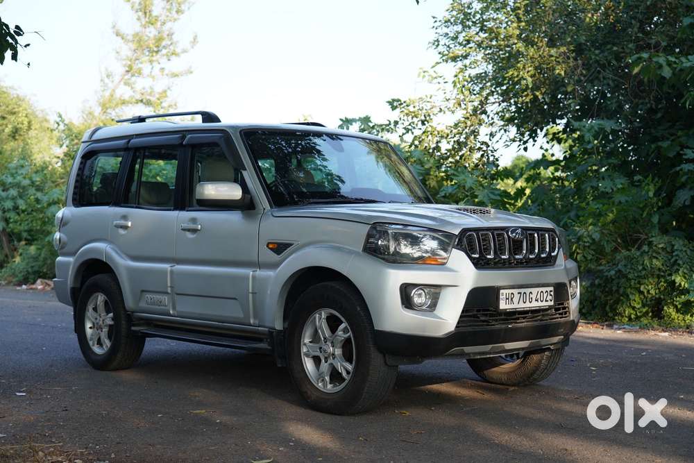 Mahindra Scorpio 1.99 Intelli Hybrid S10, 2017