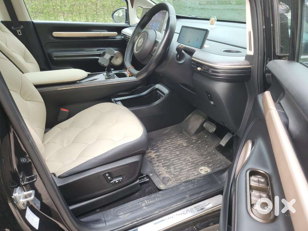 Mg Windsor Ev Essence, 2025, Electric