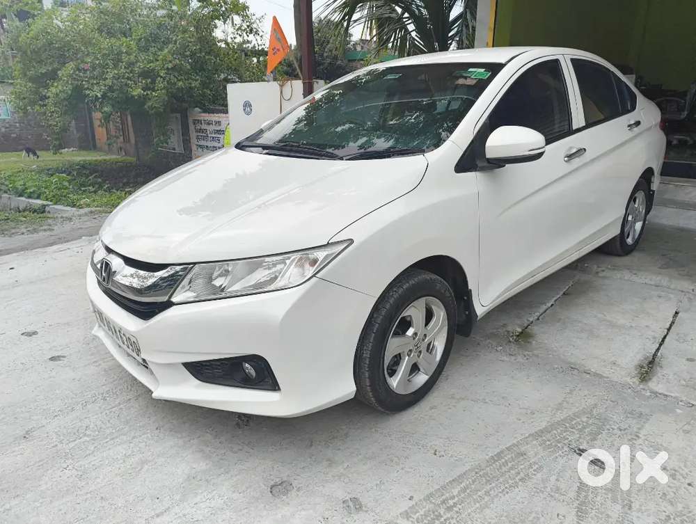 Honda City 1.5 V-mt I-vtec 2016 Tax Paid Upto 2031 For Sale.