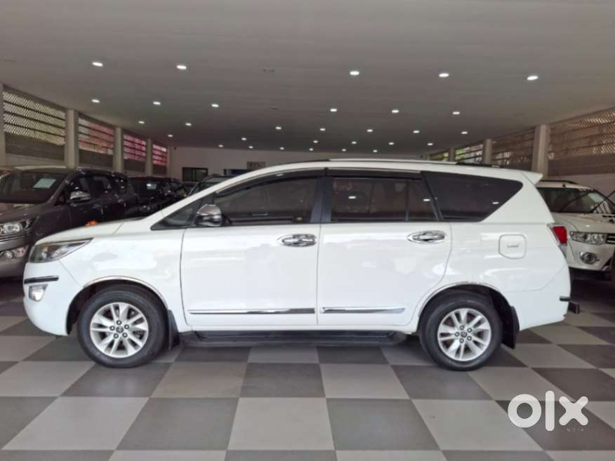 Toyota Innova Crysta 2.8z Automatic, 2018, Diesel