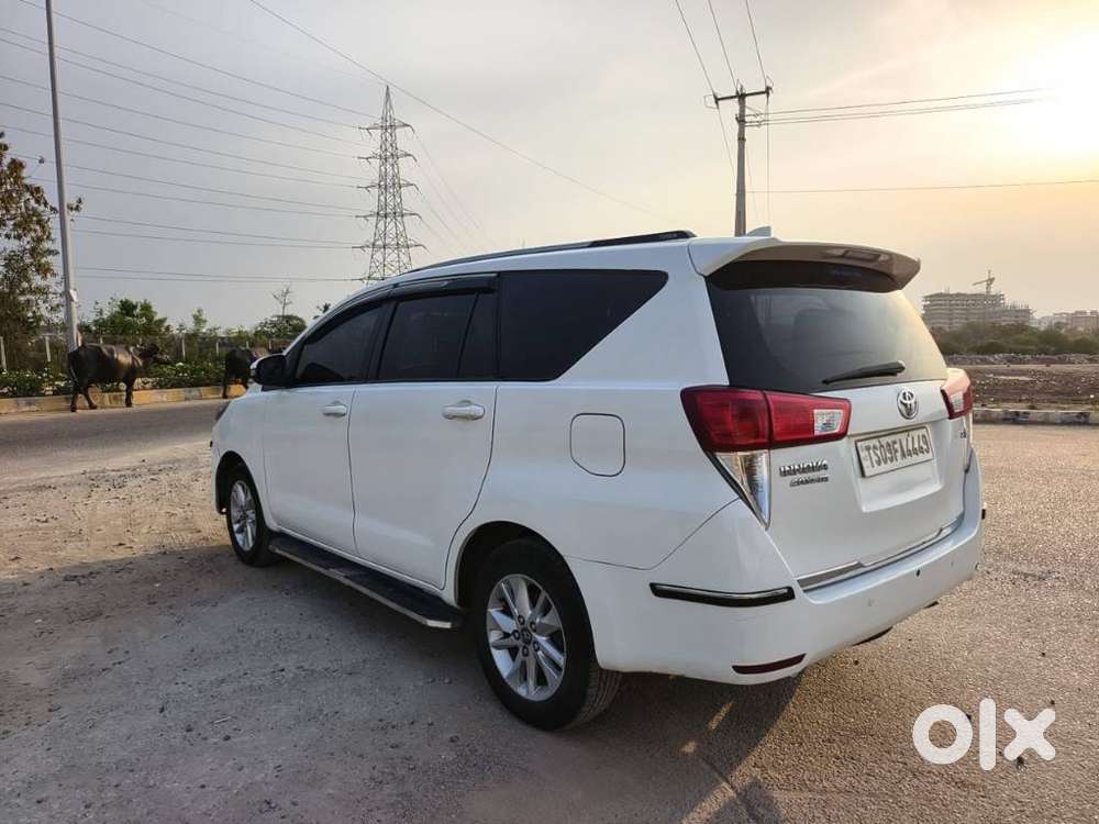 Toyota Innova Crysta 2.4 G Mt 8s, 2018, Diesel