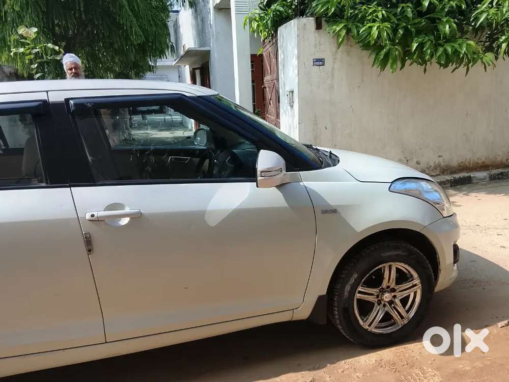 Maruti Suzuki Dzire 2013