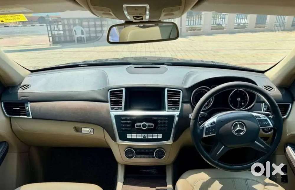 Mercedes Gls 350 4 Matic ( 7 Seater )