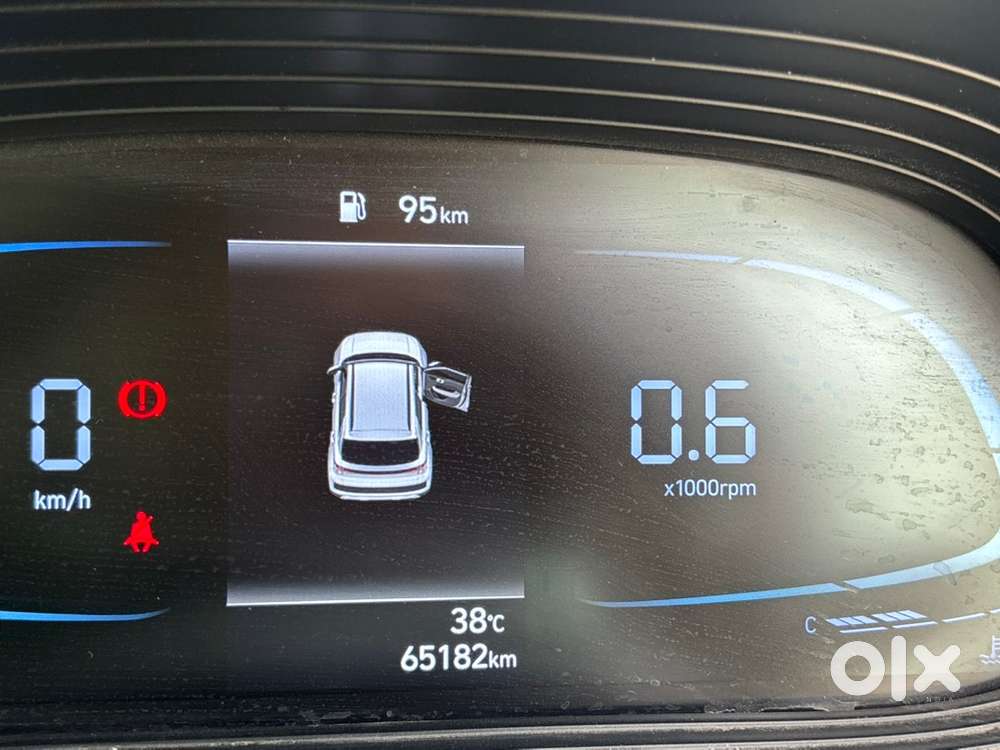 Hyundai Venue Petrol Manual 2023
