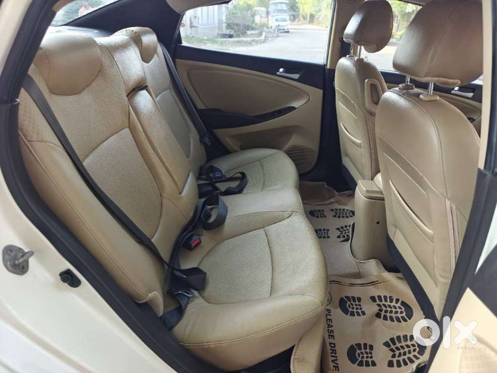Hyundai Verna 1.6 Sx (o) Vtvt, 2015, Petrol