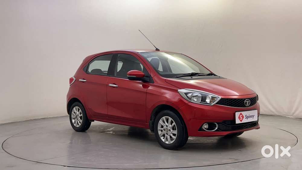 Tata Tiago Xza, 2017, Petrol