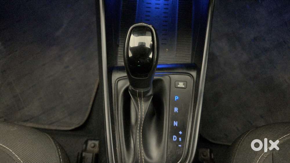 Hyundai I20 Asta (o) 1.2 Ivt, 2023, Petrol