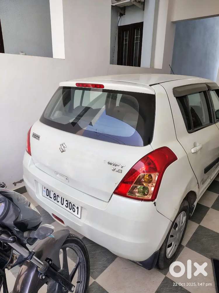Maruti Suzuki Swift 2011 Petrol 85000 Km Driven