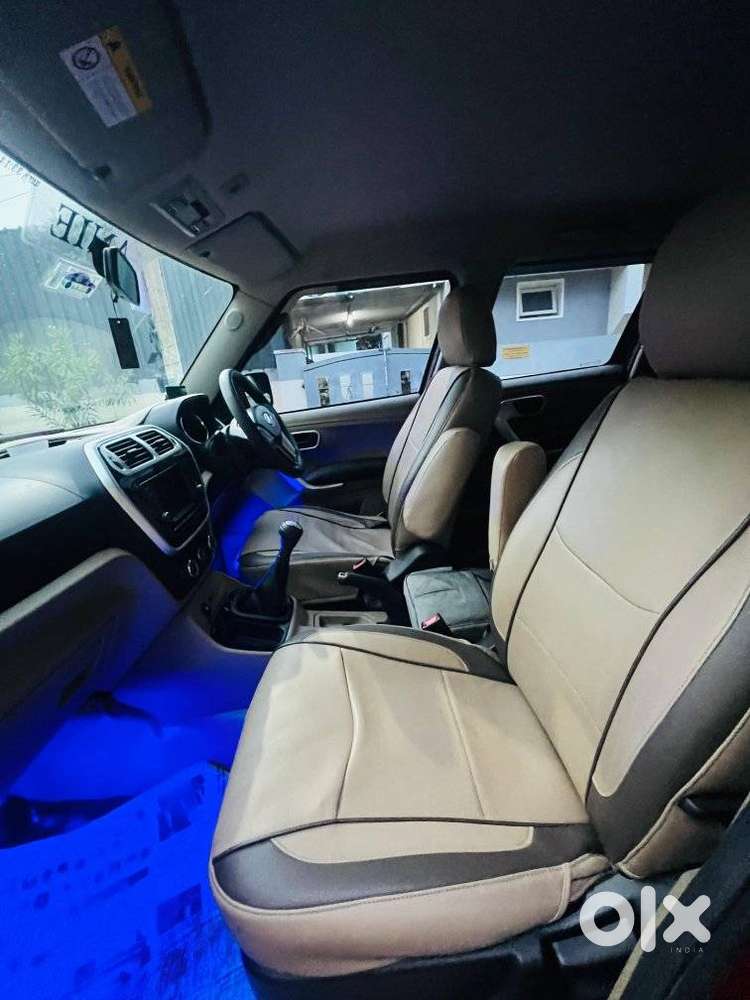 Mahindra Tuv 300 T10, 2018, Diesel