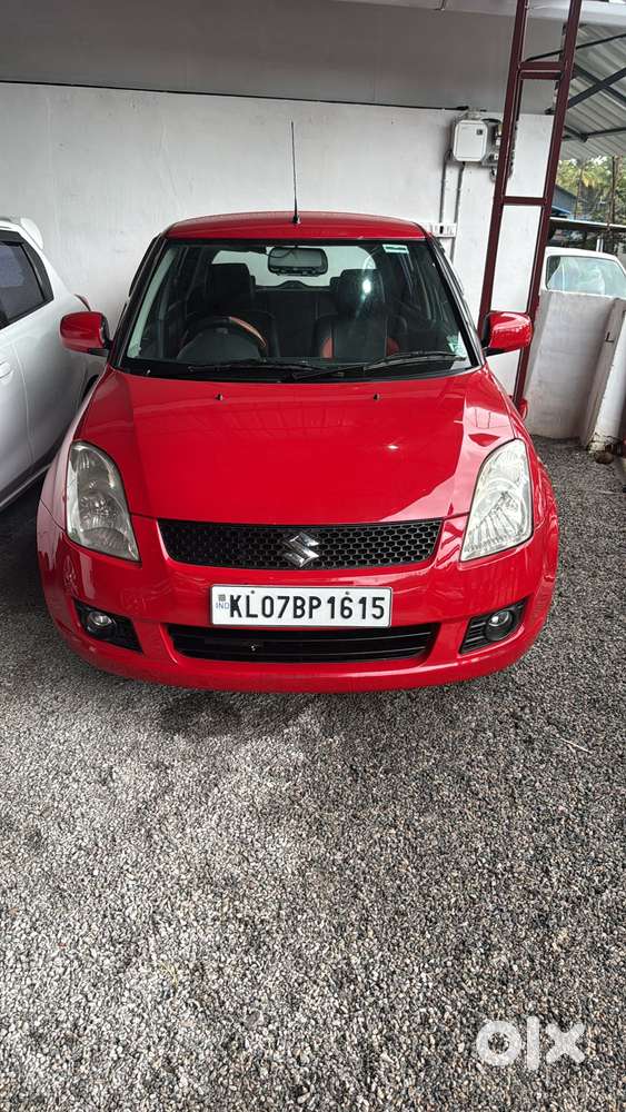 Maruti Suzuki Swift Vxi Ags, 2010, Petrol