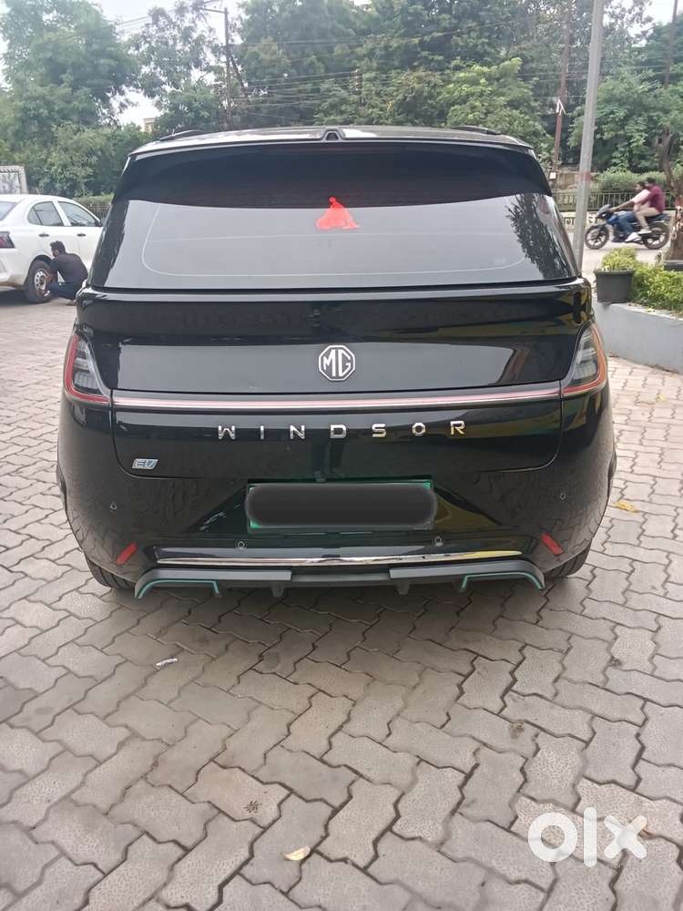 Mg Windsor Ev Essence, 2025