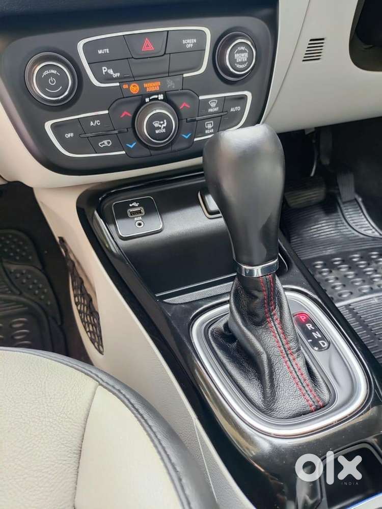 2018 Jeep Compass Petrol 1
