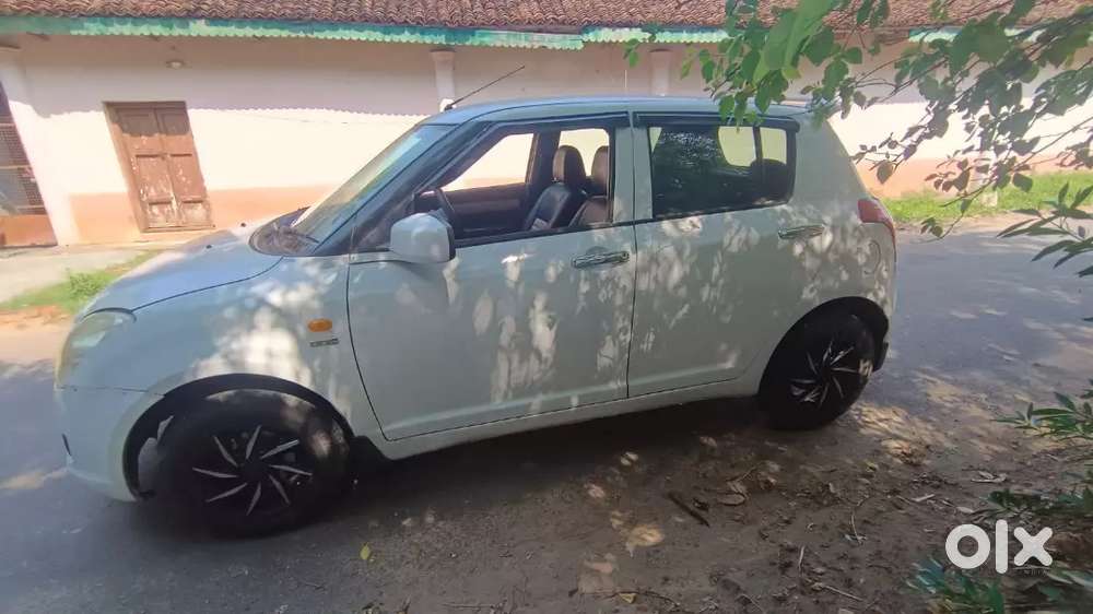 Maruti Suzuki Swift 2009 Diesel 160000 Km Driven