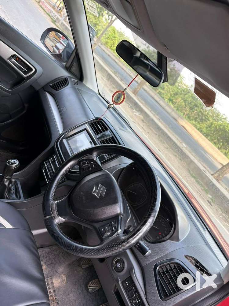 Maruti Suzuki Brezza 2017 Diesel Well Maintained