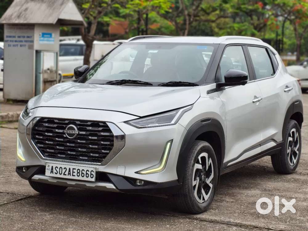 Nissan Magnite 1.0 Xv Premium, 2021, Petrol