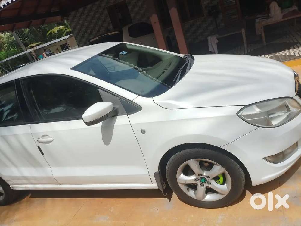 Skoda Rapid Elegance 2012 Diesel
