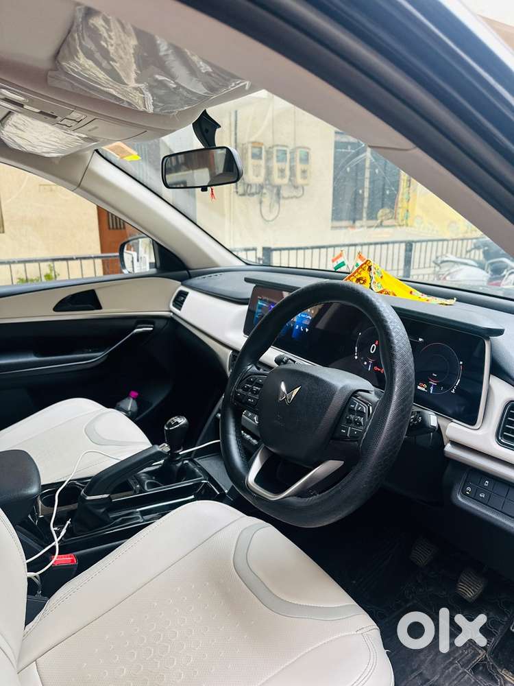 Mahindra Xuv700
