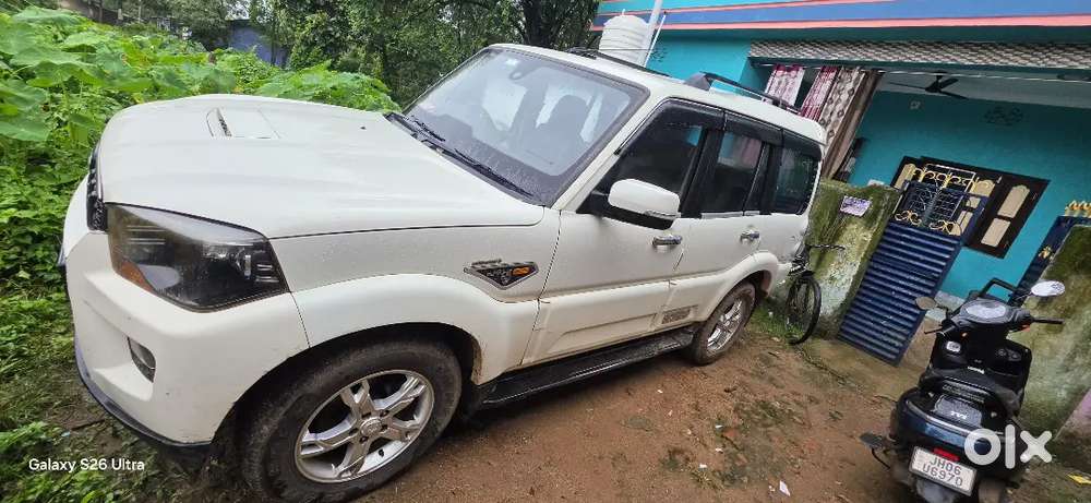 Mahindra Scorpio Diesel 2015