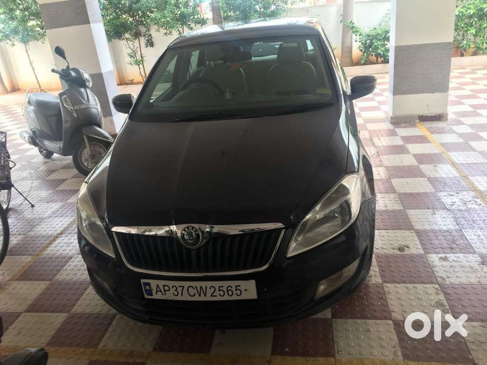 Skoda Rapid Diesel Manual 2012 Year