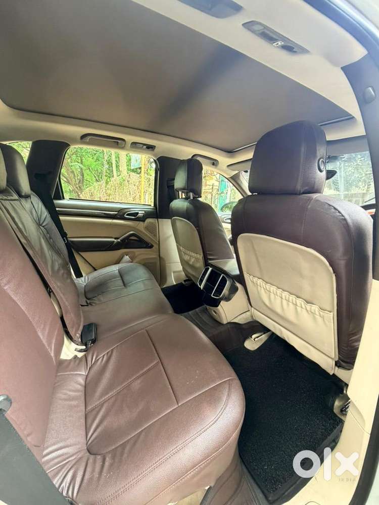 Porsche Cayenne 2013 Diesel 74000 Km Driven