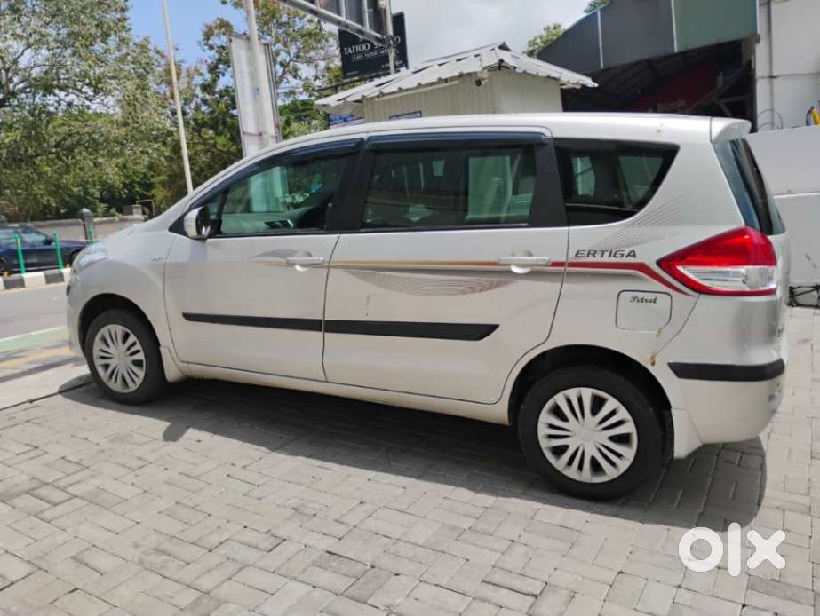Maruti Suzuki Ertiga 1.5 Vxi, 2013, Petrol
