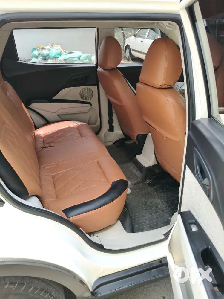 Mahindra Xuv300 2023 Diesel 55000 Kms Showroom Track Original Paint