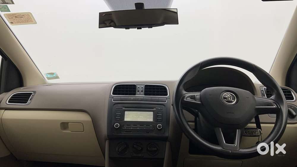 Skoda Rapid Ambition 1.6 Tdi Cr Manual Plus, 2014, Diesel