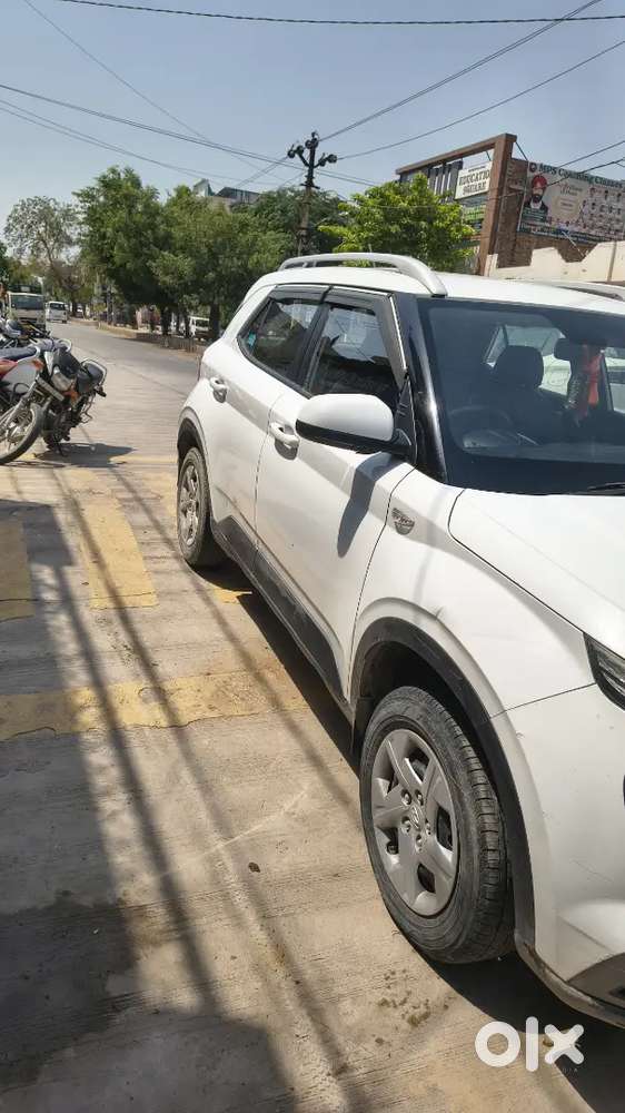 Hyundai Venue 2019 Diesel Well Maintained
