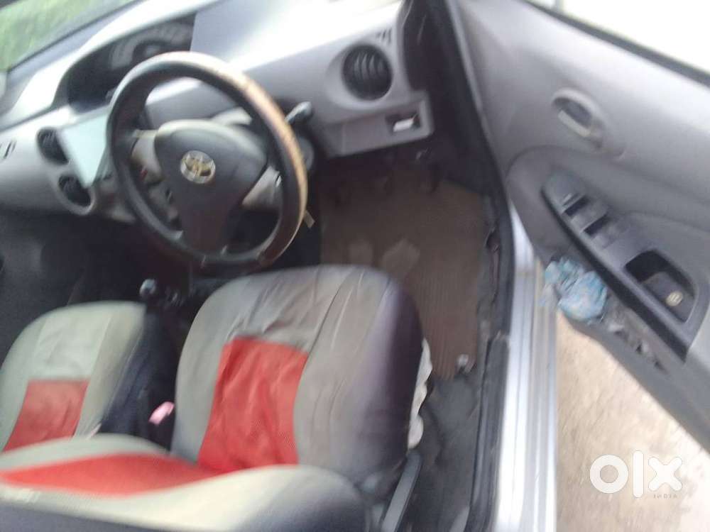 Toyota Etios Liva 2011