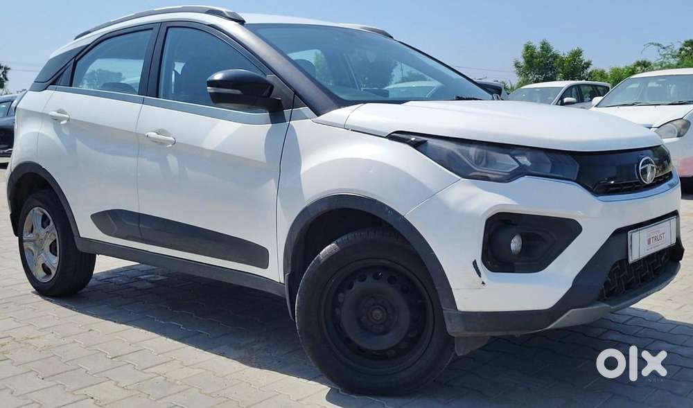 Tata Nexon 1.5 Revotorq Xz, 2020, Petrol