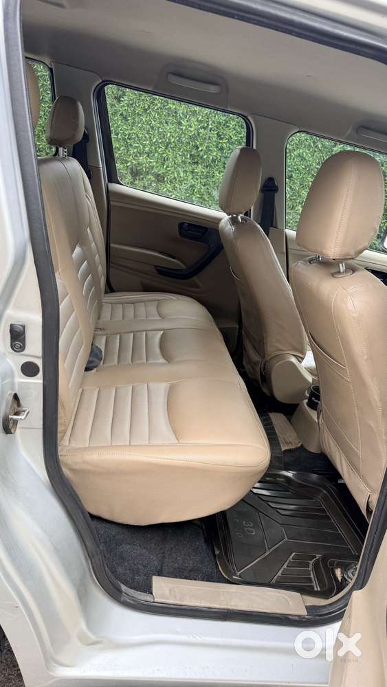Mahindra Tuv 300 T4 Plus, 2018, Diesel