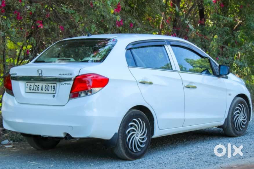 Honda Amaze S Mt I-vtec, 2015, Petrol