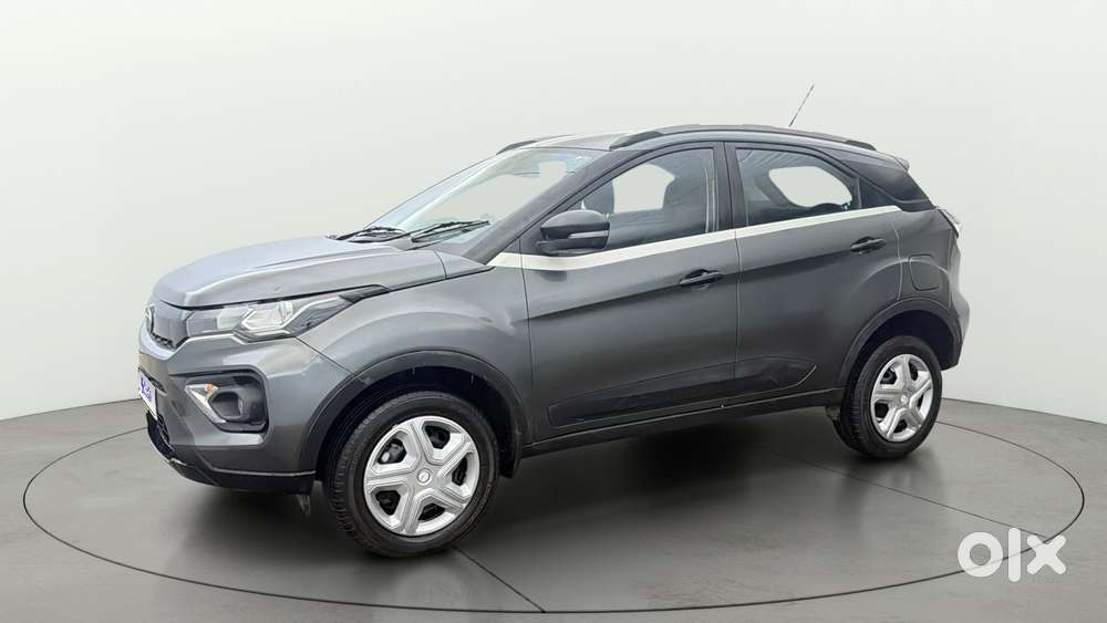 Tata Nexon 1.5 Revotorq Xma Amt, 2021, Petrol