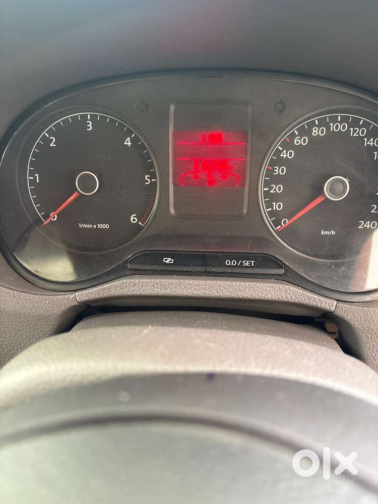 2011 Volkswagen Vento Manual