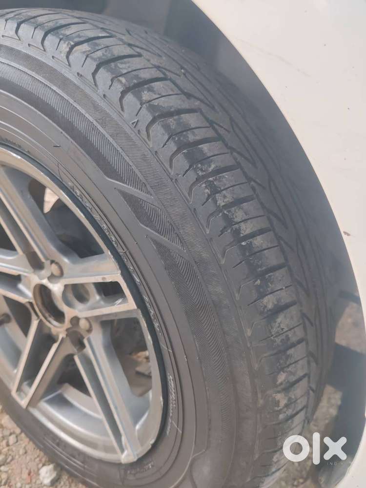 Power Window, Power Steering, Alloy Wheels