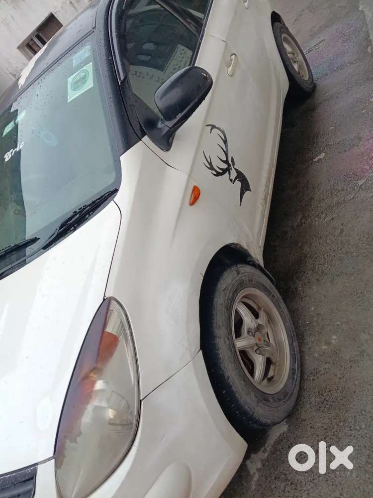 2012 Hyundai I20 Magna At Charon Tyre Nahin Hai Alloy Wheel Tab Screen