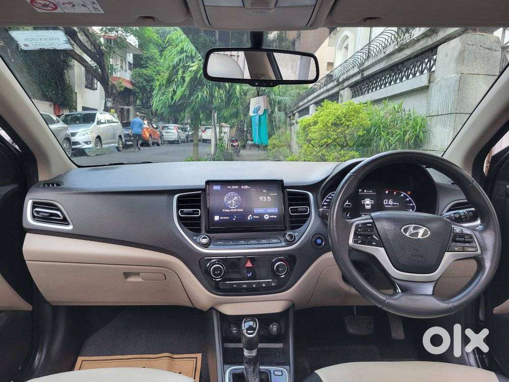 Hyundai Verna Sx 1.5 Petrol Ivt, 2022, Petrol