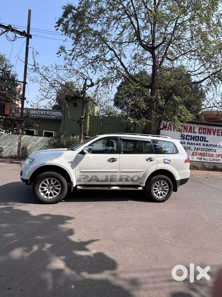 Mitsubishi Pajero Sport 2013 Diesel 155000 Km Driven