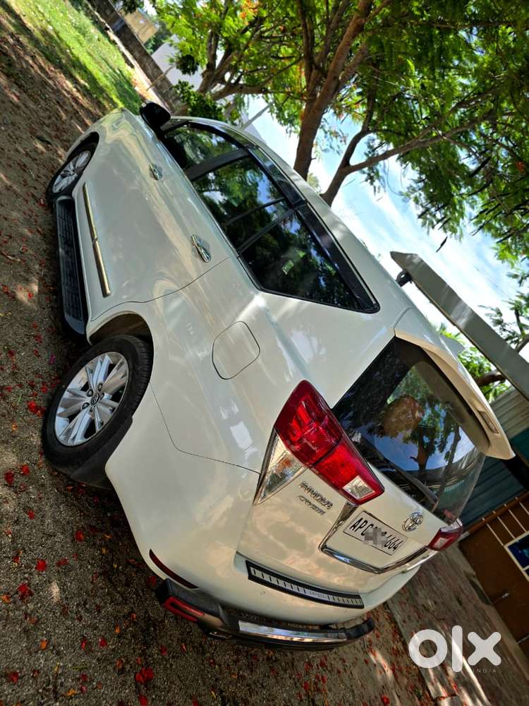 Toyota Innova Crysta 2.4 G Mt, 2016, Diesel