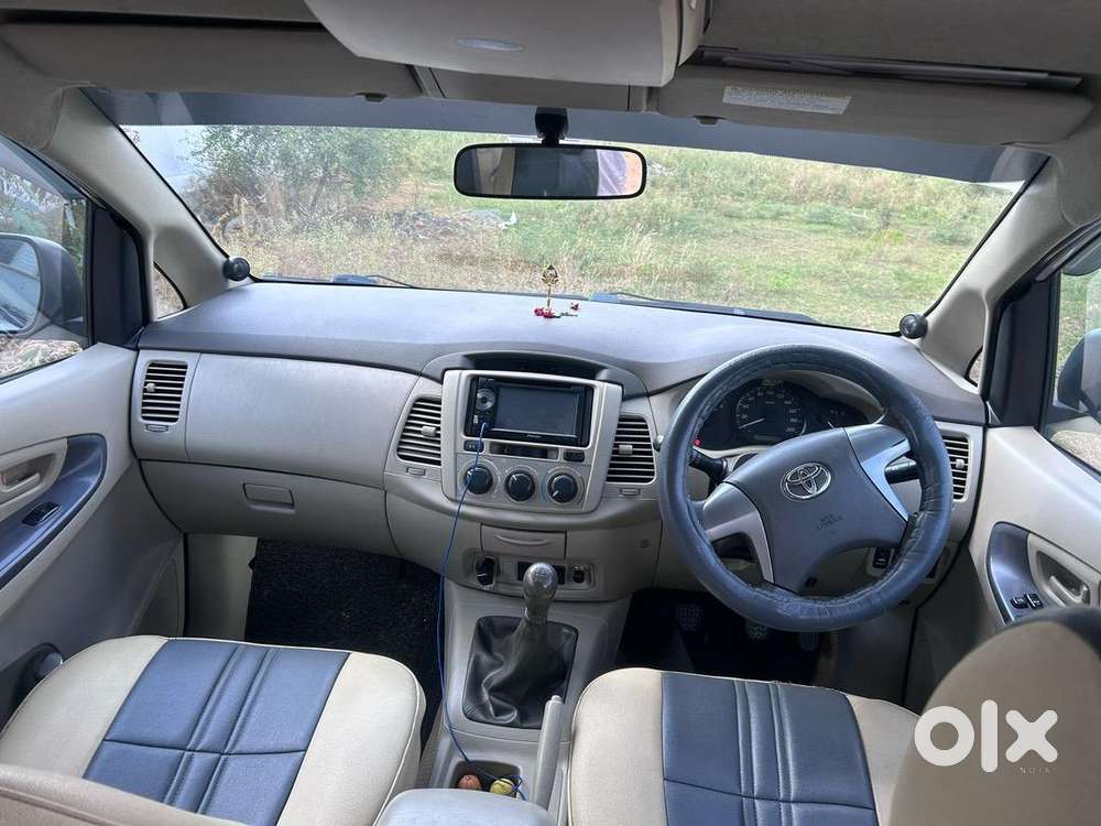 Toyota Innova 2012 Diesel Well Maintained