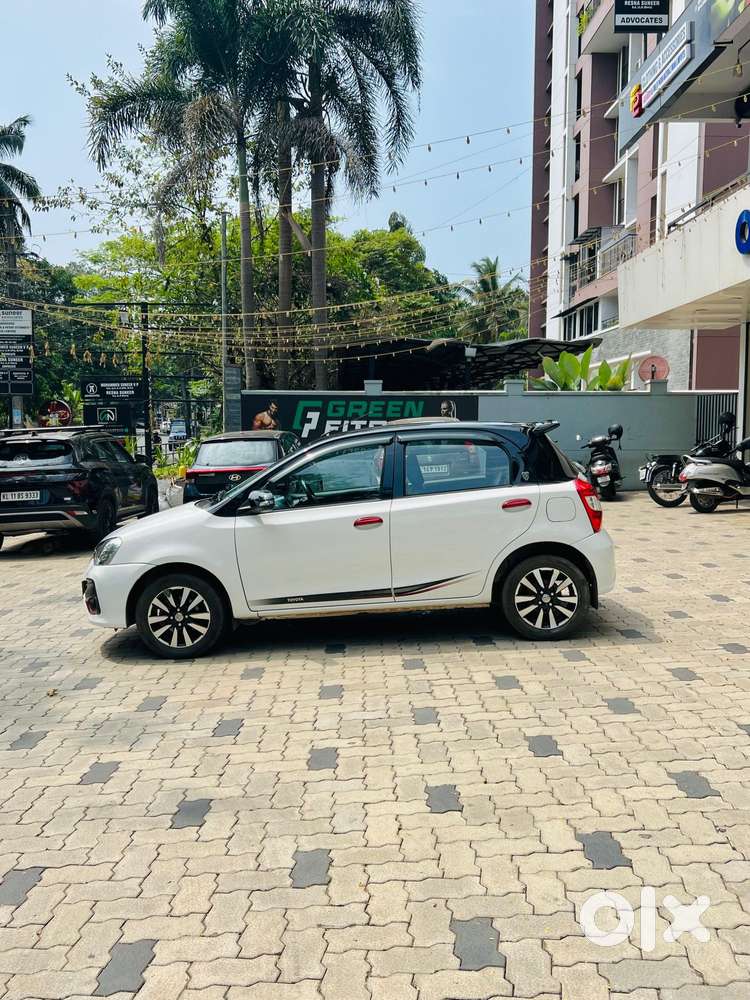 Toyota Etios Liva 1.2 Vx Dual Tone Limited Edition Petrol, 2018, Pet..