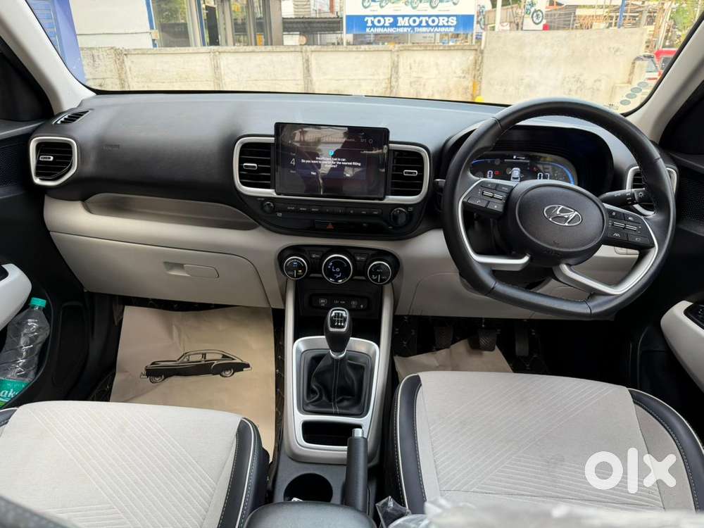 Hyundai Venue Sx (o) Mt 1.5 Diesel, 2024, Diesel