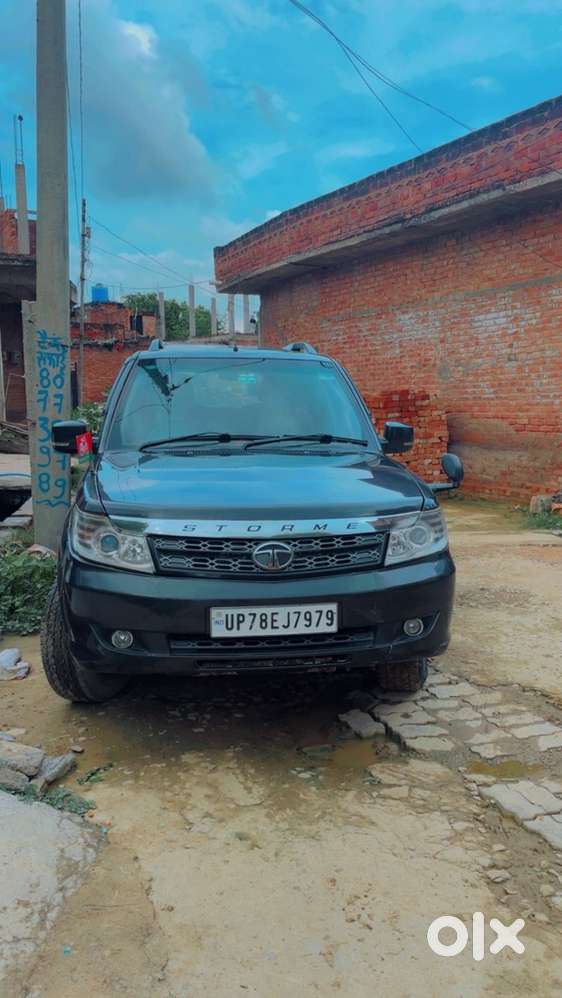 Tata Safari Storme 2016 Year