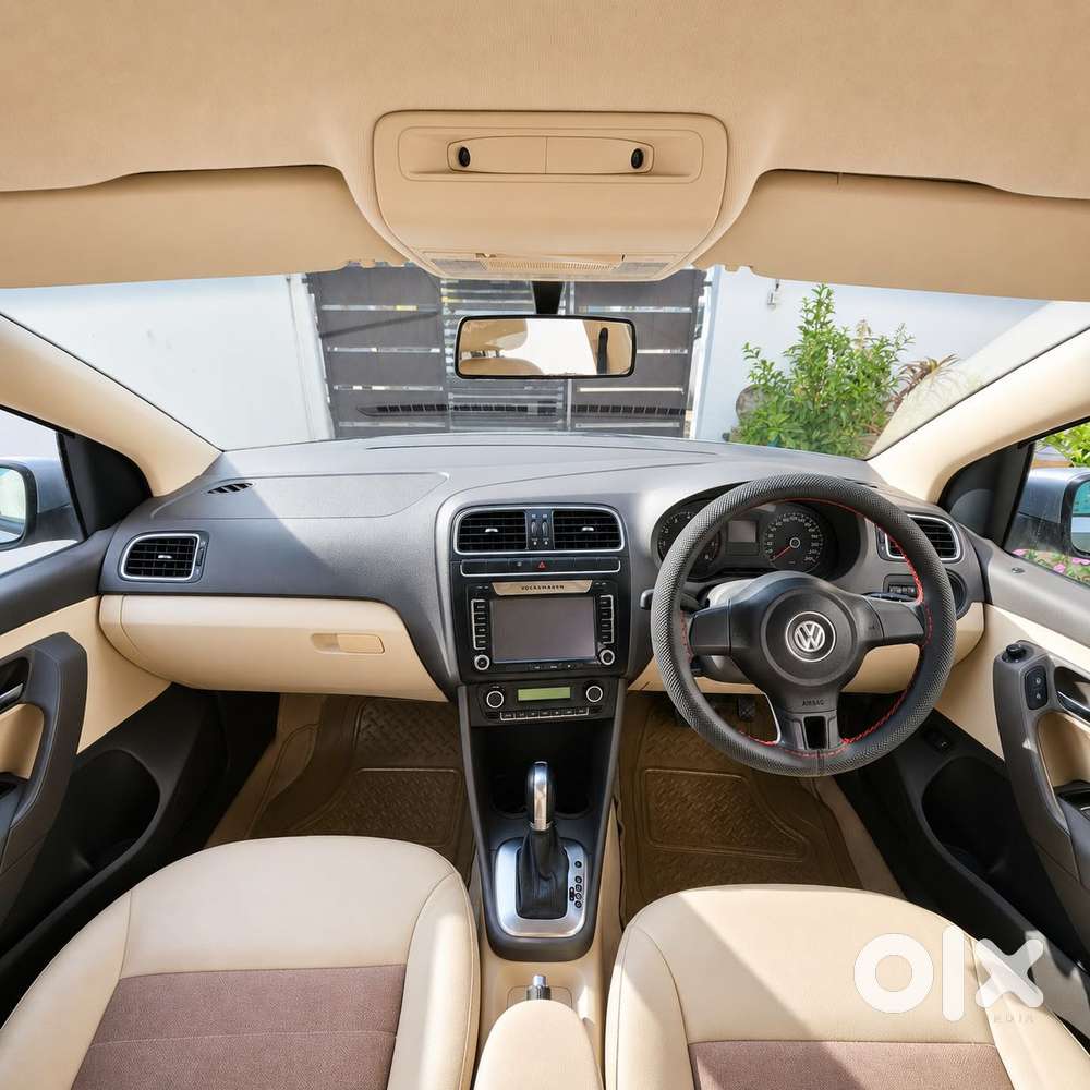 Volkswagen Vento Petrol Highline At, 2011, Petrol