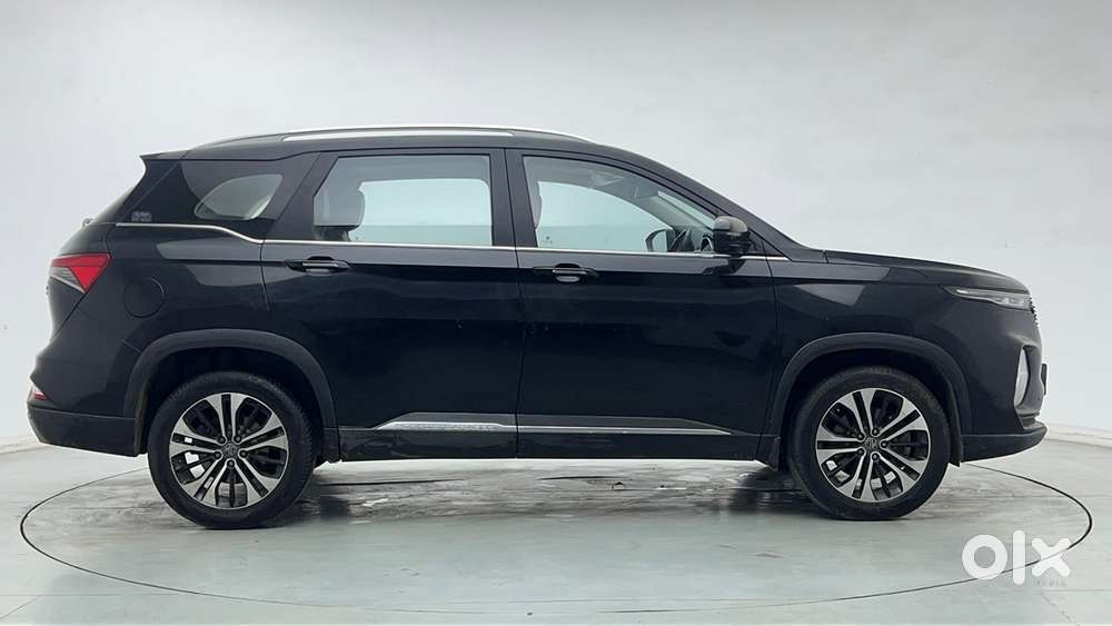 Mg Hector Plus 1.5 Sharp Turbo Cvt 6 Str, 2022, Petrol