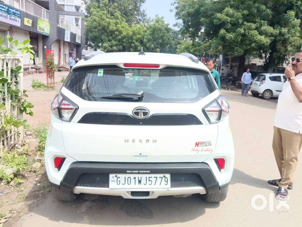 Tata Nexon 1.5 Revotorq Xza Plus, 2023, Cng & Hybrids